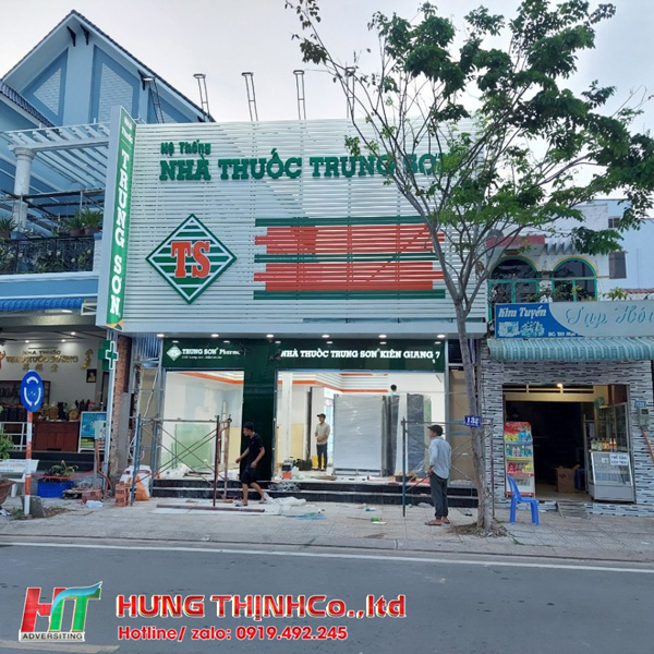 Bảng hiệu nhà thuốc